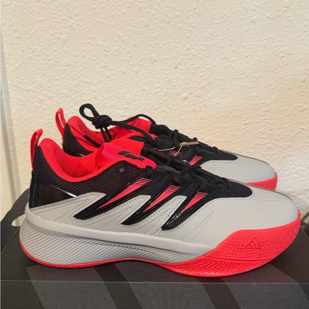 Adidas Dame certified basketball shoes